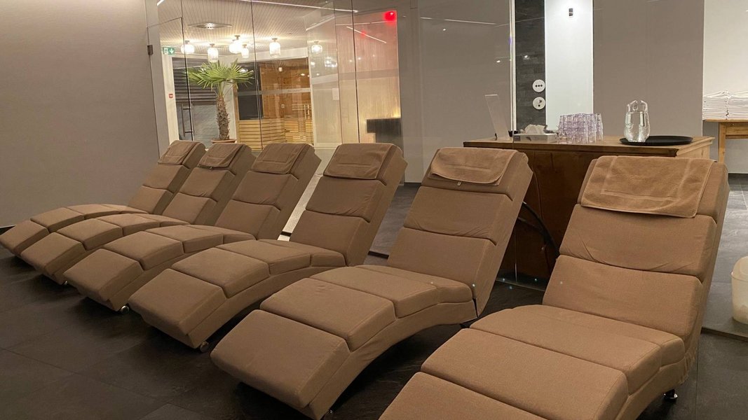 Ruheraum im Saunabereich Ruheraum im Saunabereich